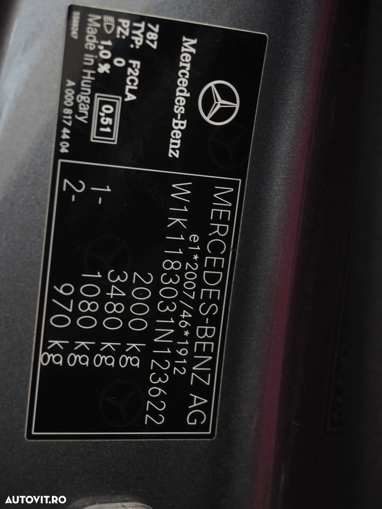 Mercedes-Benz CLA 180 d 7G-DCT - 40