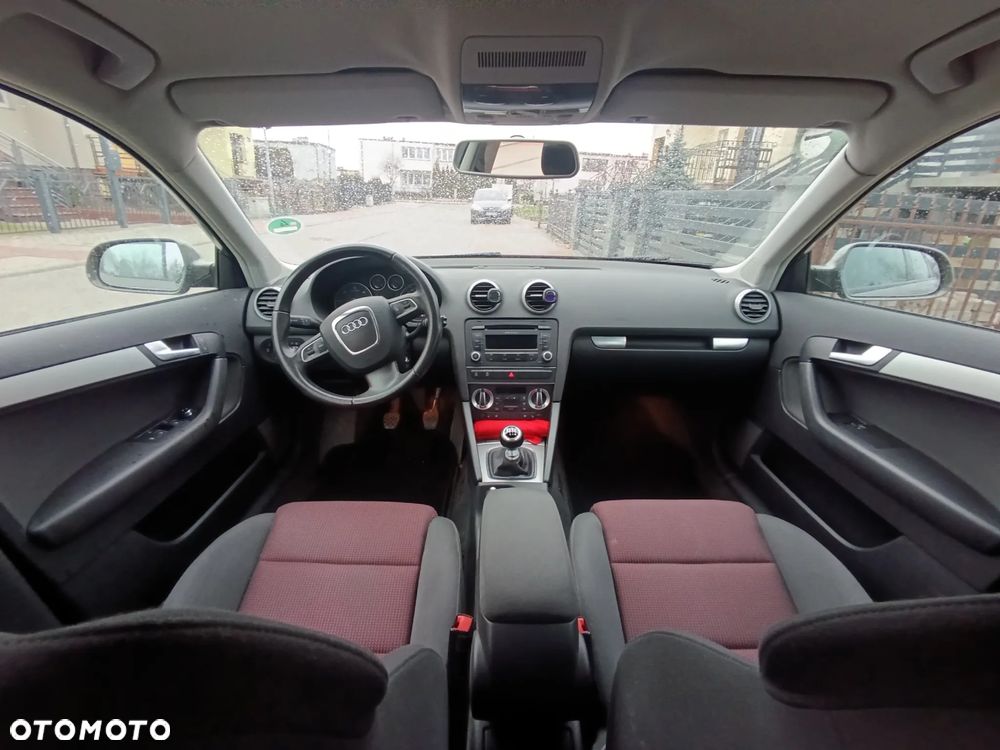 Audi A3 Sportback - 6