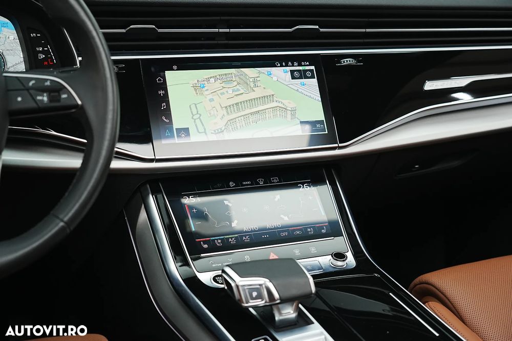 Audi Q7 55 TFSI e quattro tiptronic - 38