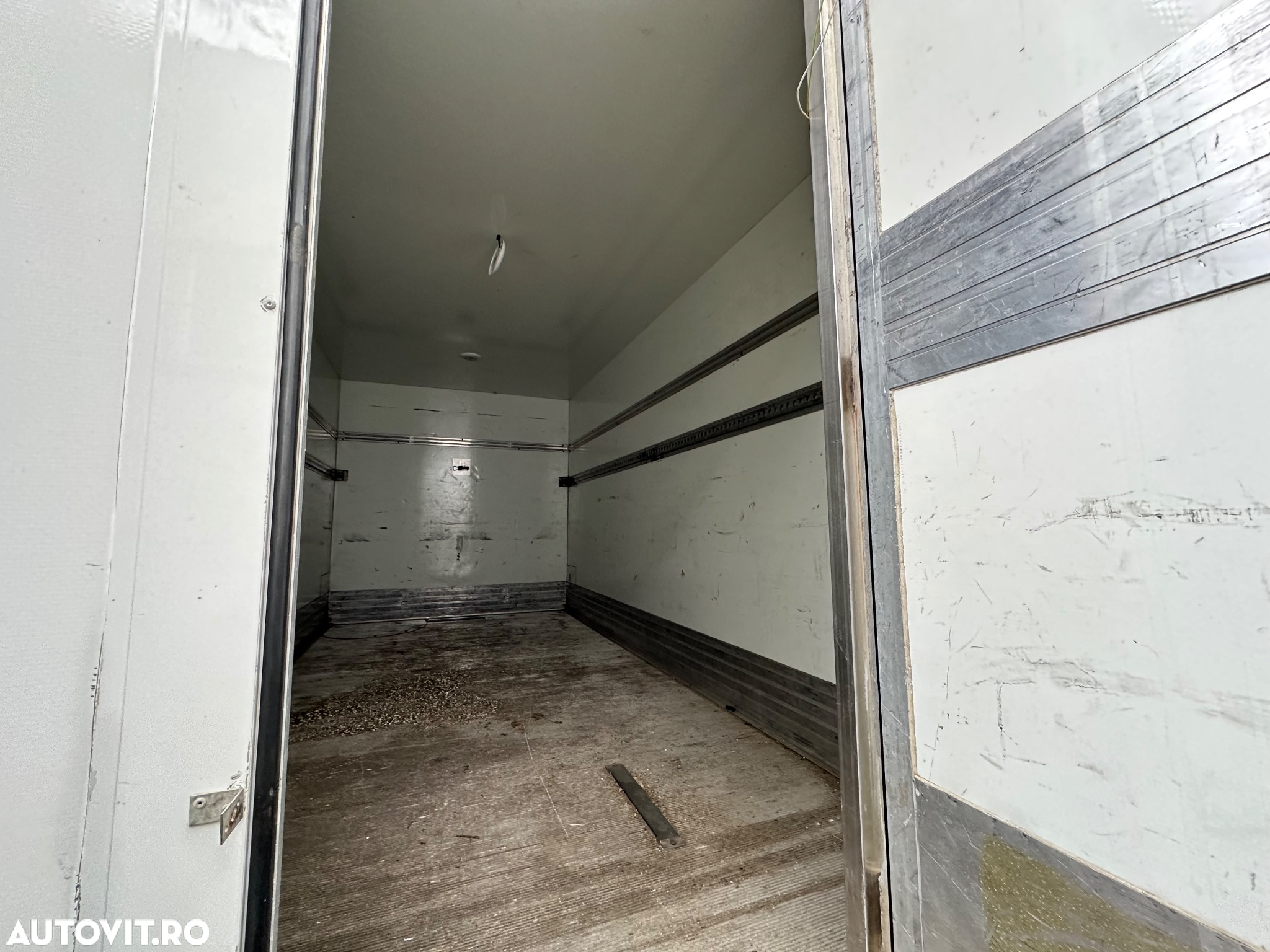 Volkswagen Crafter Autoutilitara Furgon - 25
