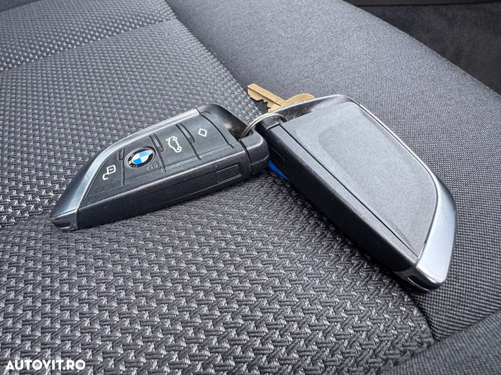 BMW Seria 3 320i AT - 6