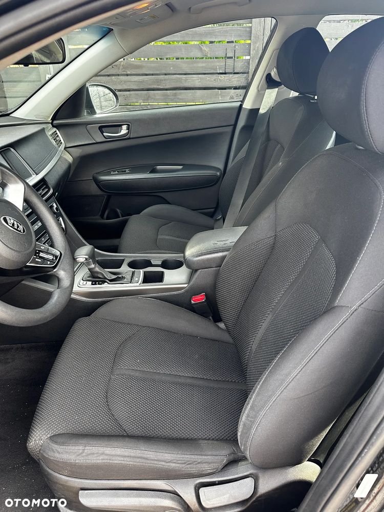 Kia Optima - 2