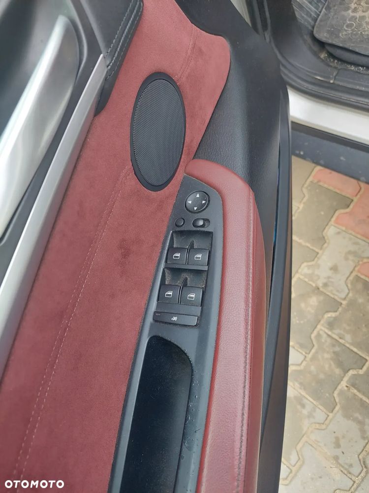 BMW X6 50i xDrive - 17