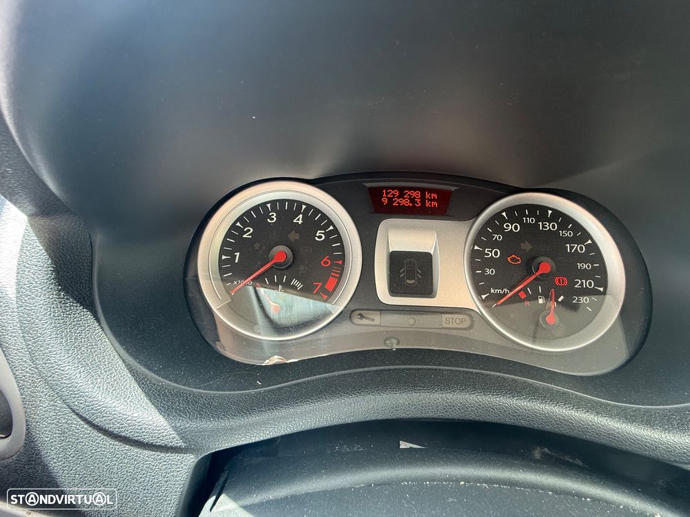 Renault Clio - 16