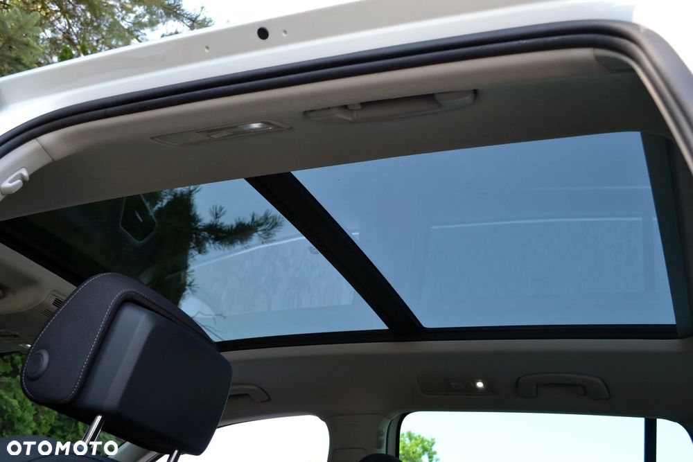 Volkswagen Tiguan - 29
