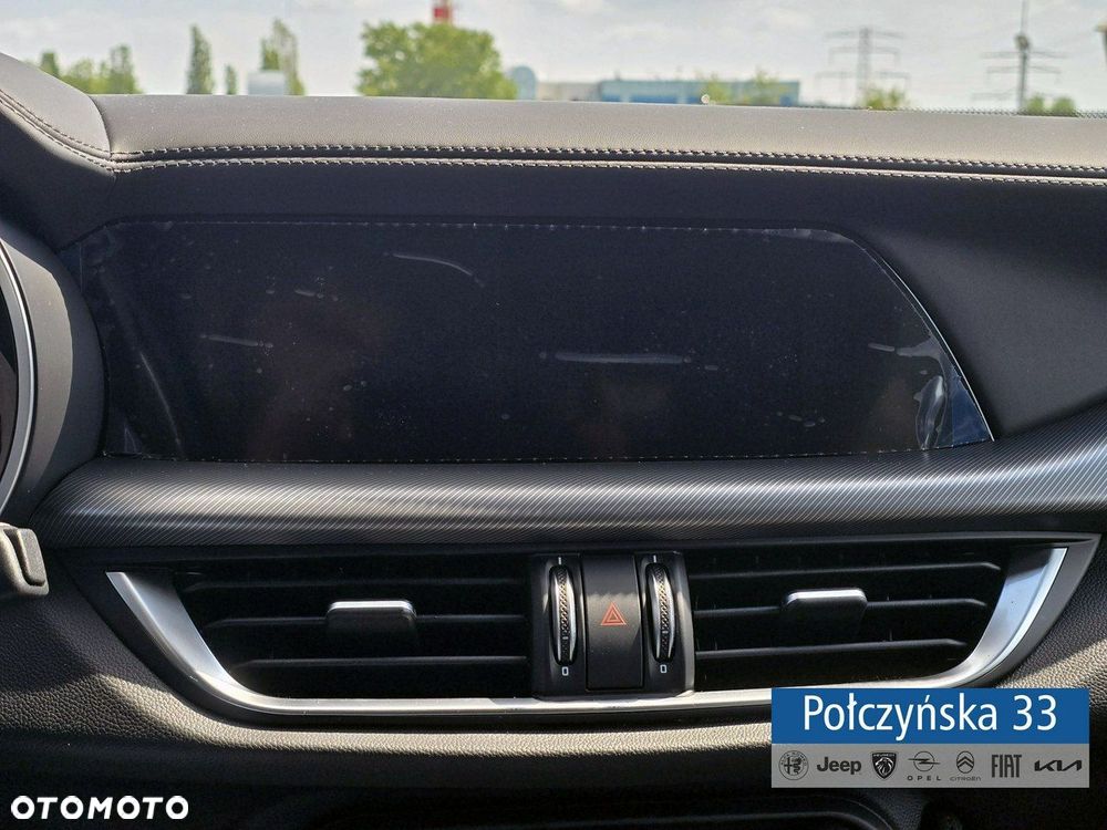 Alfa Romeo Stelvio - 23