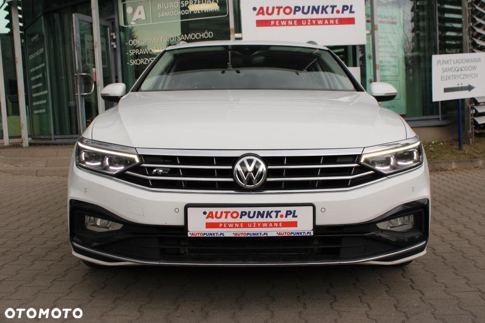 Volkswagen Passat - 2