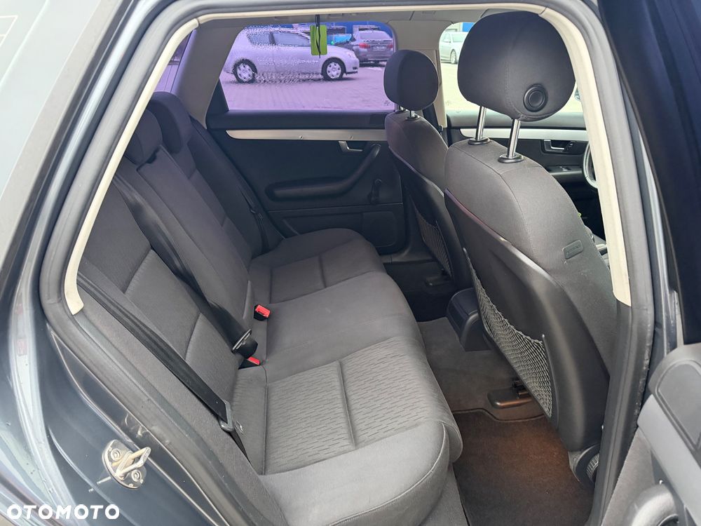 Audi A4 Avant 1.8 T - 13