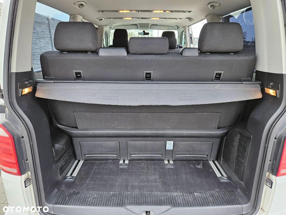 Volkswagen Multivan 2.0 TDI L1 Highline DSG - 23