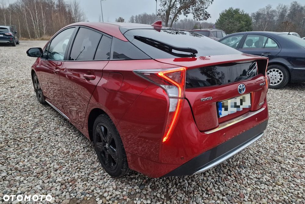 Toyota Prius Hybrid Executive - 10