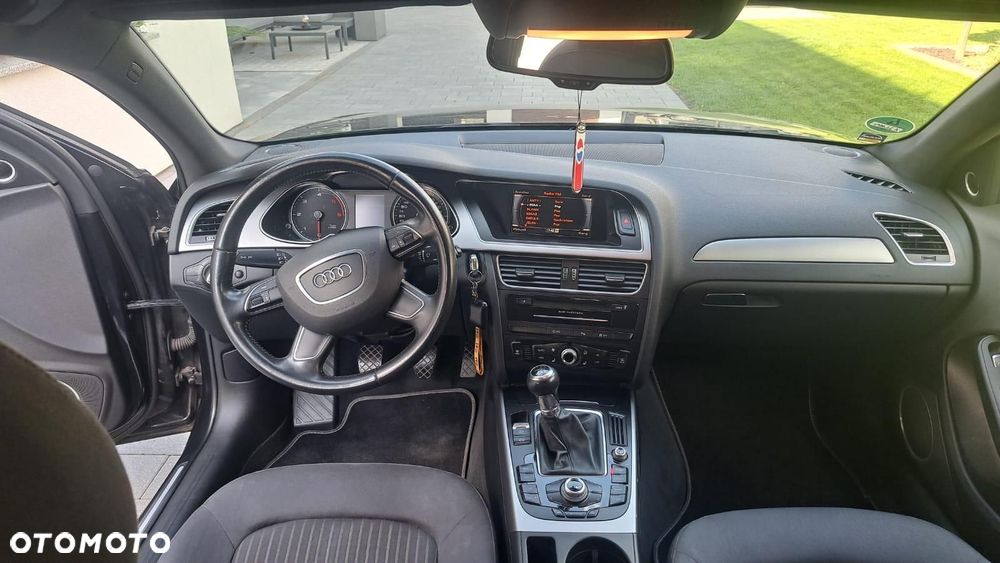 Audi A4 Avant - 9