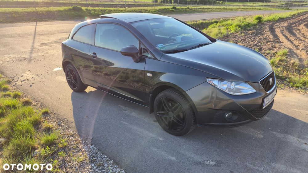 Seat Ibiza SC 1.6 16V Sport - 1