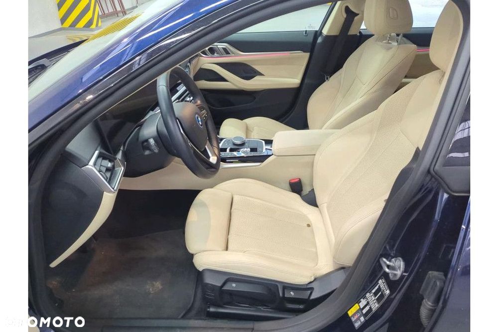 BMW i4 - 5