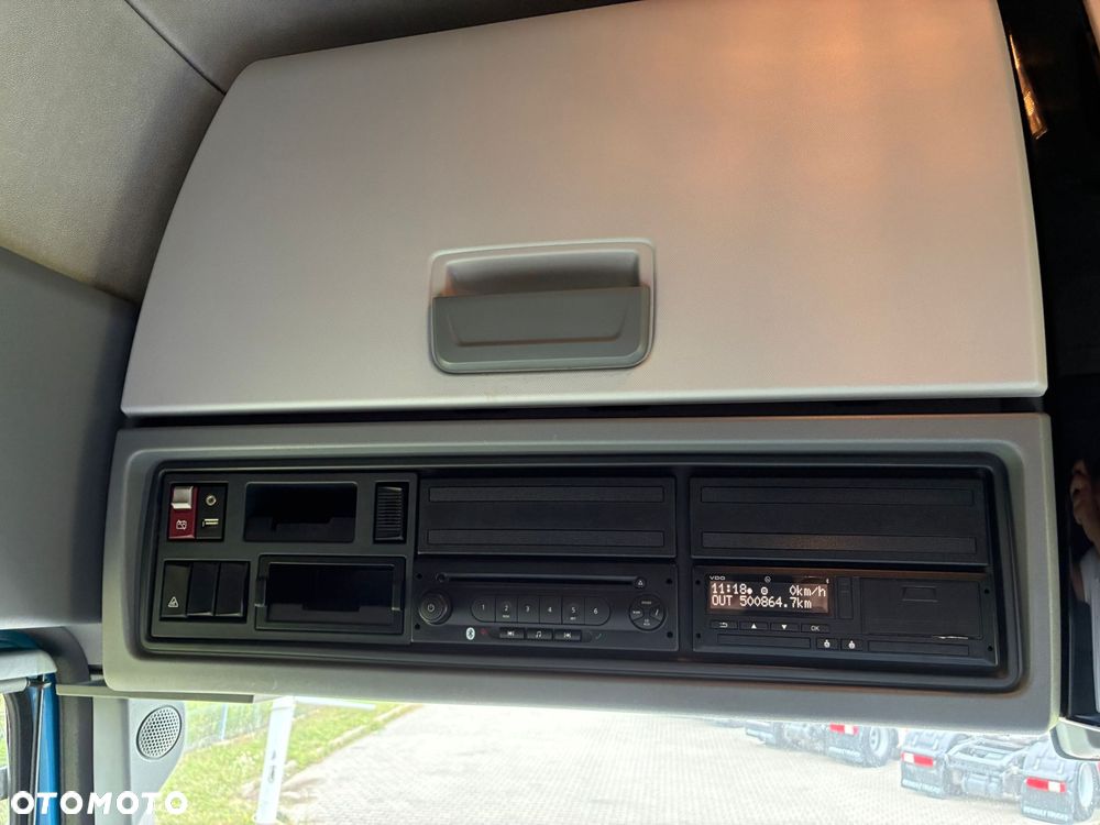Renault T440 Sleeper Cab ADR - 23