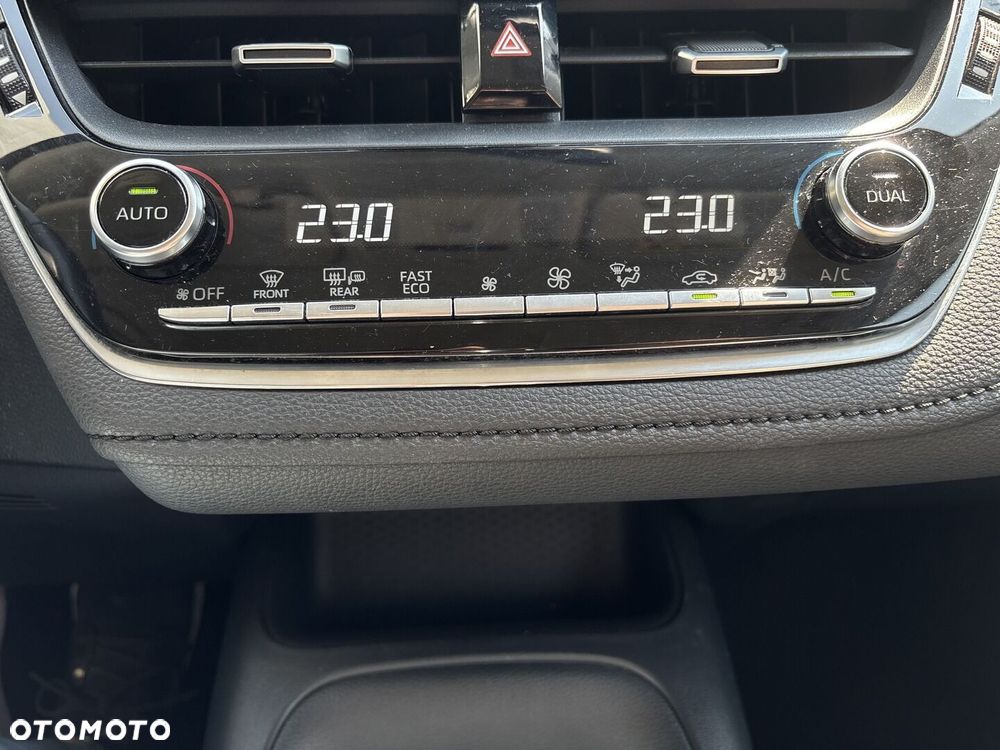 Toyota Corolla - 19