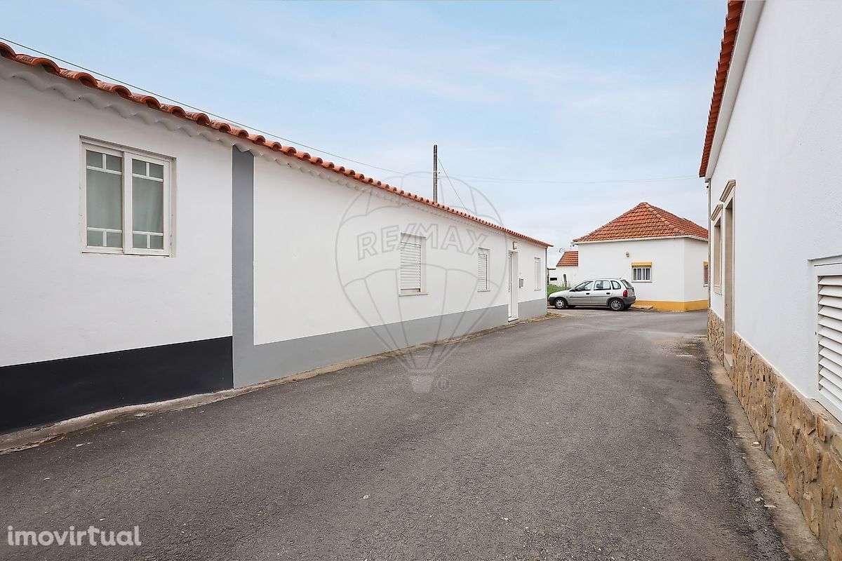 Moradia T2 para venda - Grande imagem: 2/28