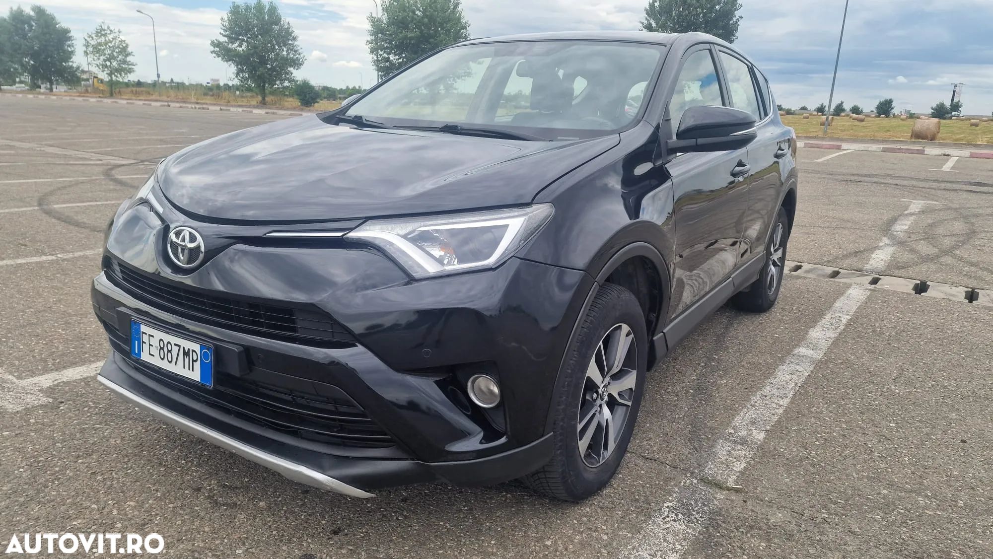 Toyota RAV4 2.0 D-4D 2WD Elegance - 1