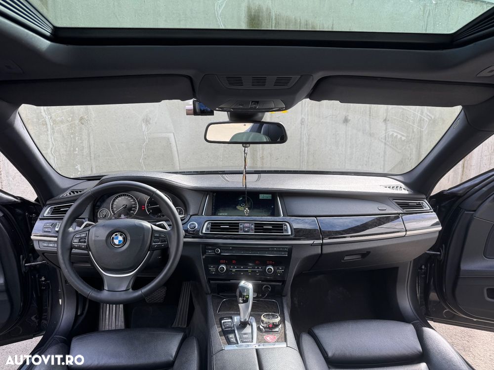 BMW Seria 7 730d xDrive - 17
