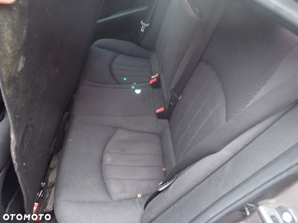 CZĘŚCI - Mercedes E-klasa W211 3,0CDI 190KM 642920 AT 722902 LIFT 2008r. LAKIER C963 INDEX - 8713 - 15