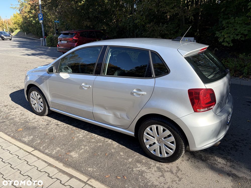 Volkswagen Polo 2010 photo 3