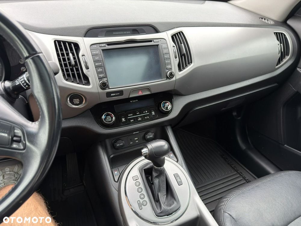 Kia Sportage - 16