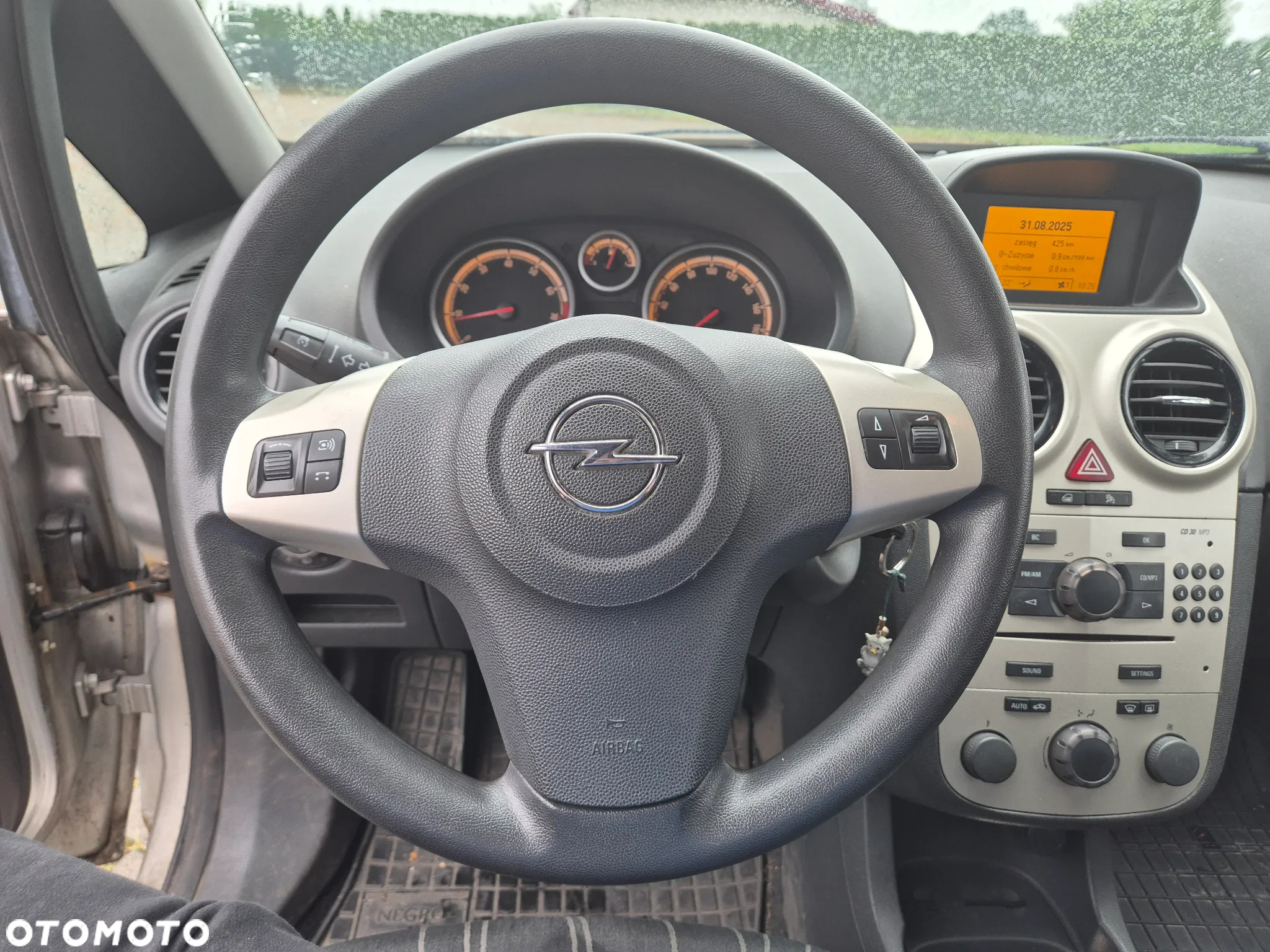 Opel Corsa 1.4 16V Cosmo - 19