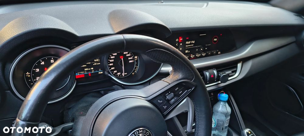 Alfa Romeo Stelvio 2.0 Turbo Sprint Q4 - 14