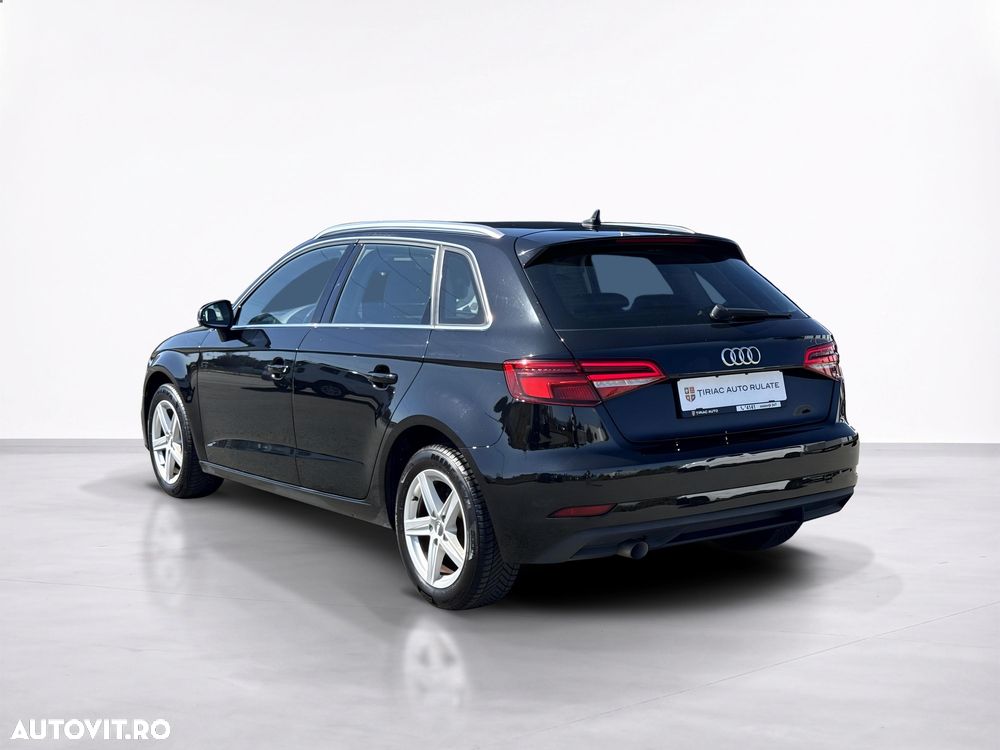 Audi A3 1.6 TDI S tronic design - 4
