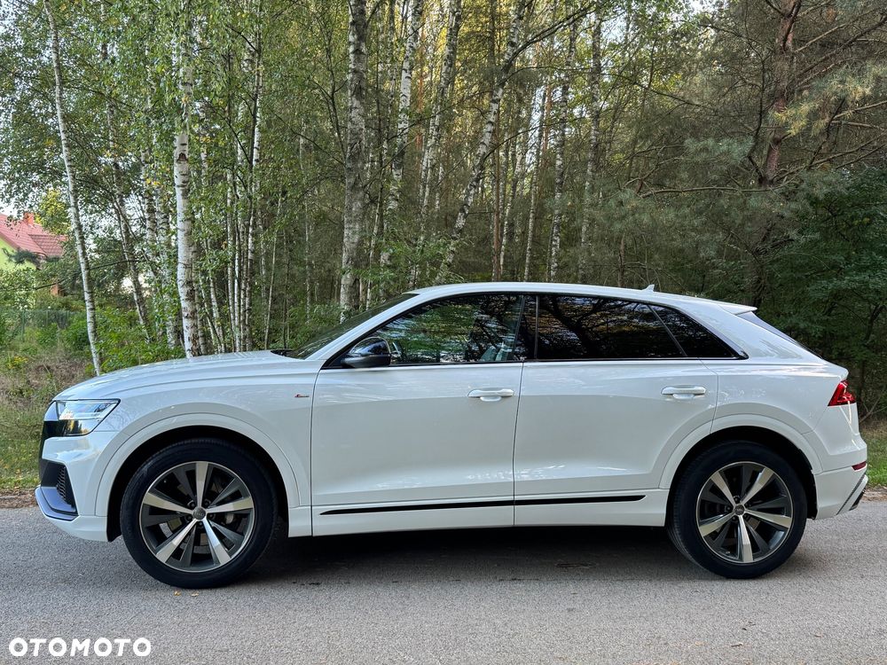 Audi Q8 - 2
