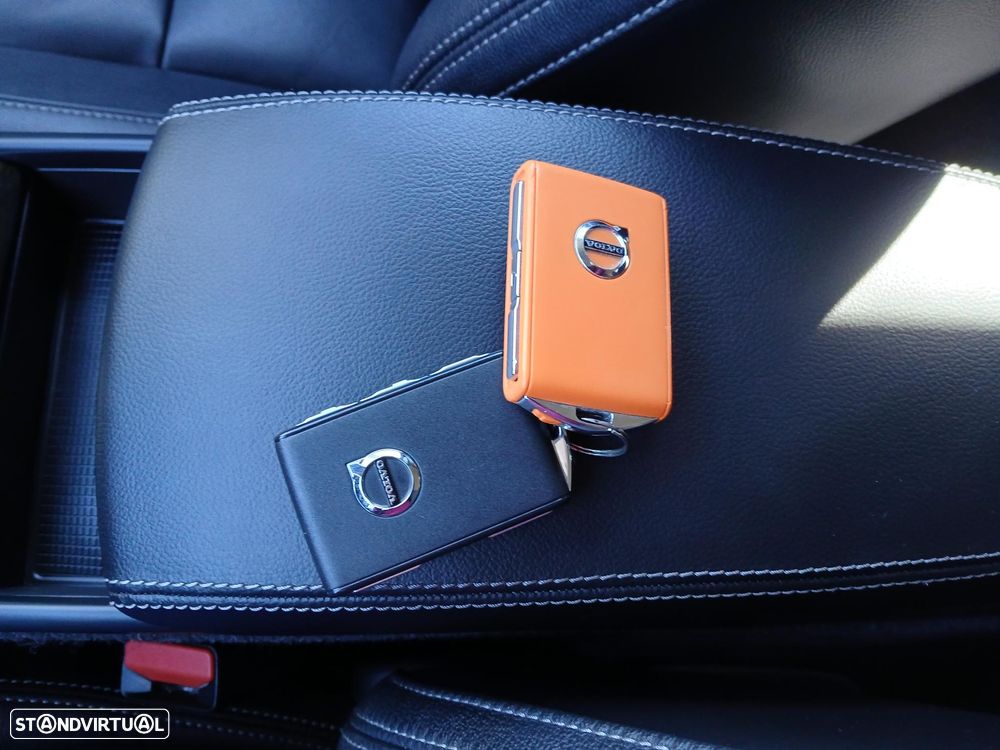 Volvo XC 40 T4 Recharge DKG Inscription - 34