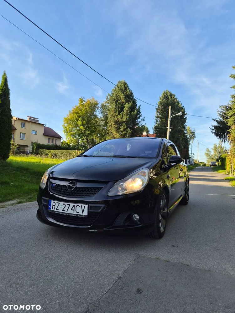 Opel Corsa 1.6T OPC - 2