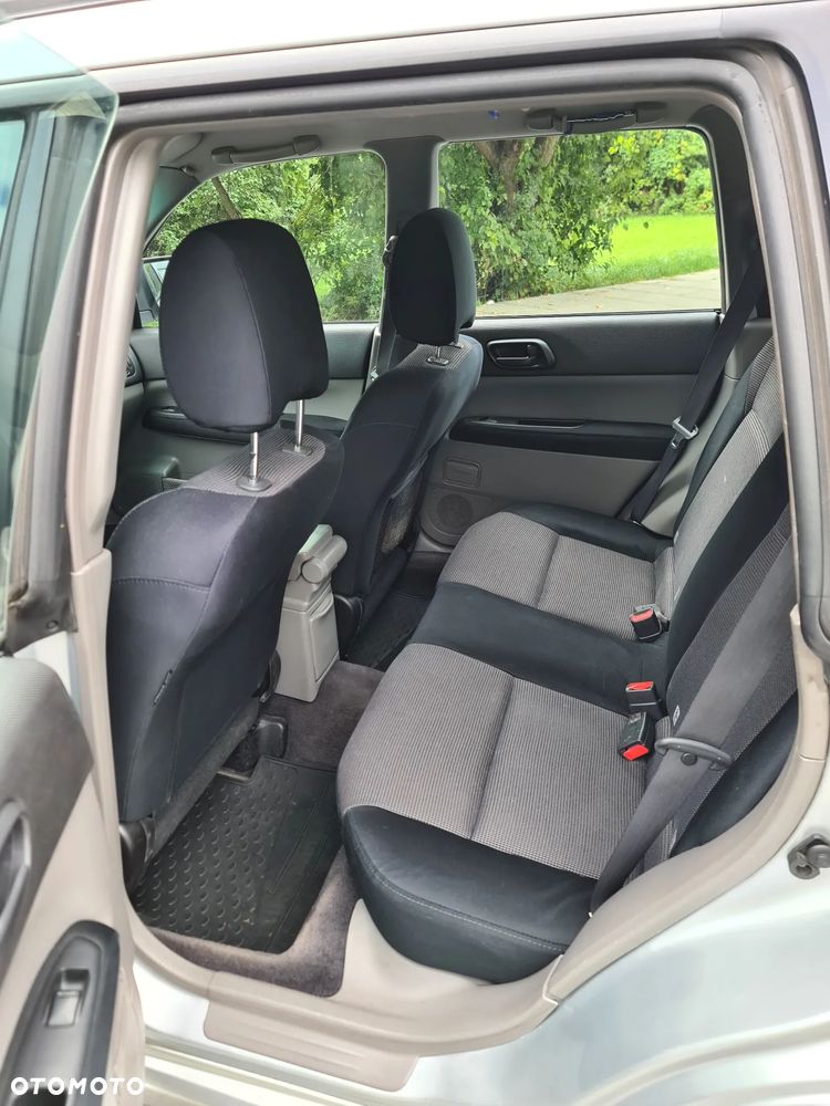 Subaru Forester 2.0 X - 7