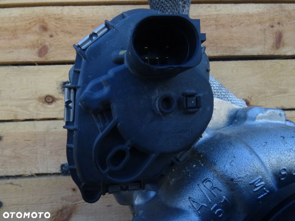 TURBOSPRĘŻARKA AUDI PORSCHE 3.0 TDI 059145873ER - 3