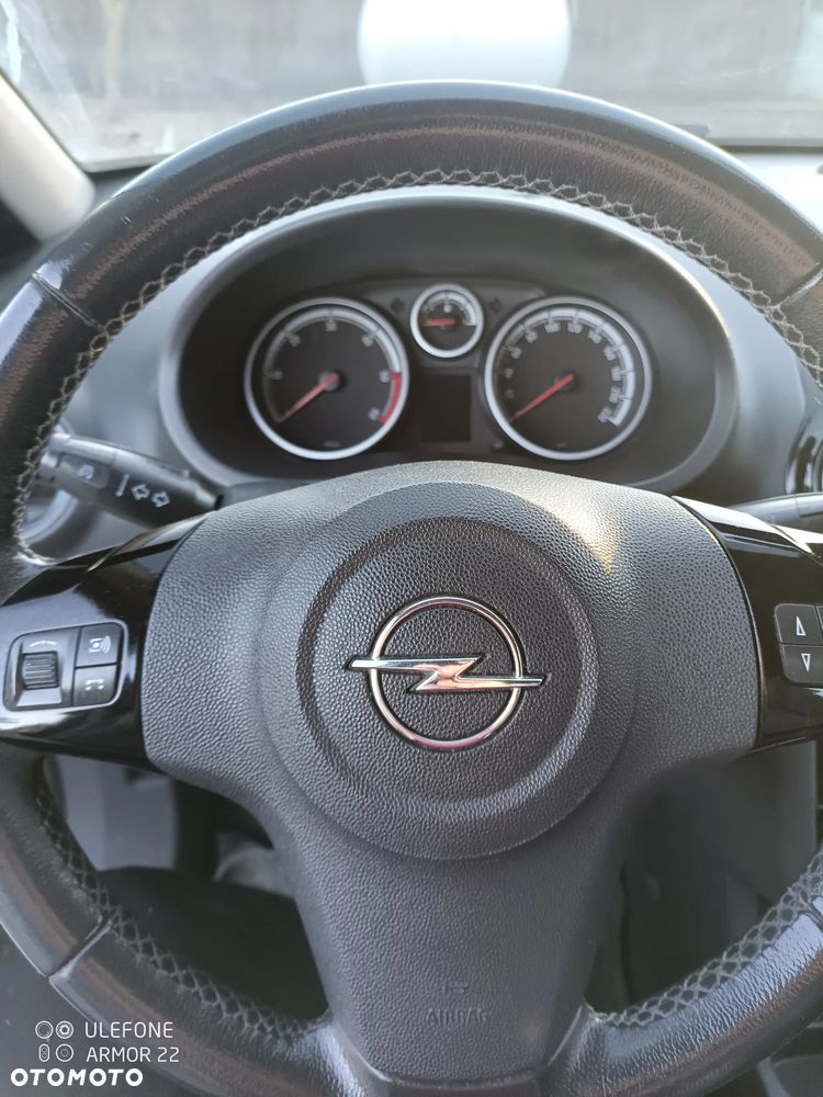 Opel Corsa 1.3 CDTI DPF EcoFLEX Satellite - 3