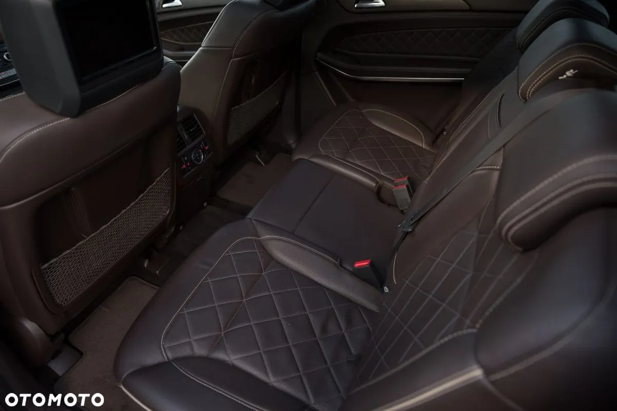 Mercedes-Benz GLS 500 4Matic 9G-TRONIC AMG Line - 37