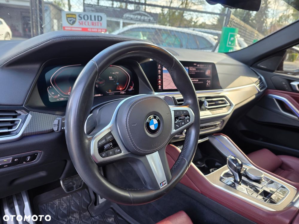 BMW X6 M50i - 14