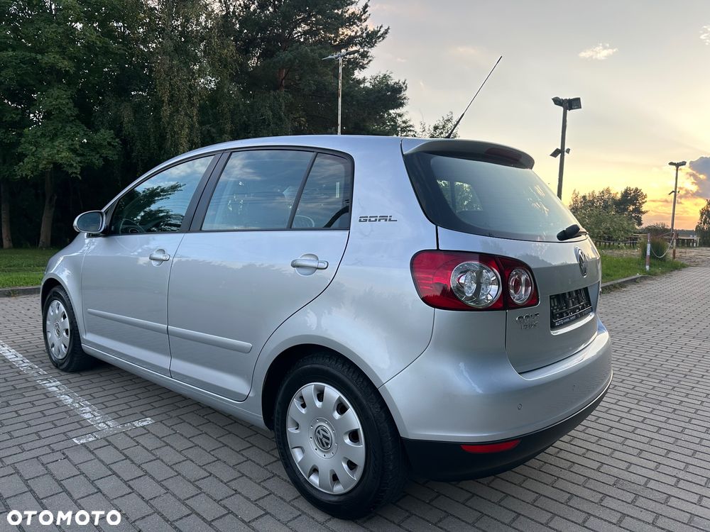 Volkswagen Golf Plus 1.6 Goal - 16