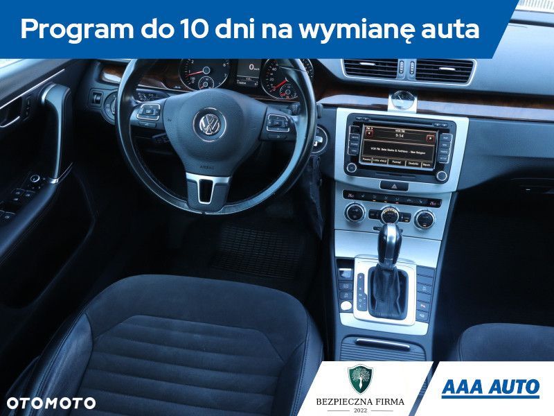 Volkswagen Passat Variant - 9