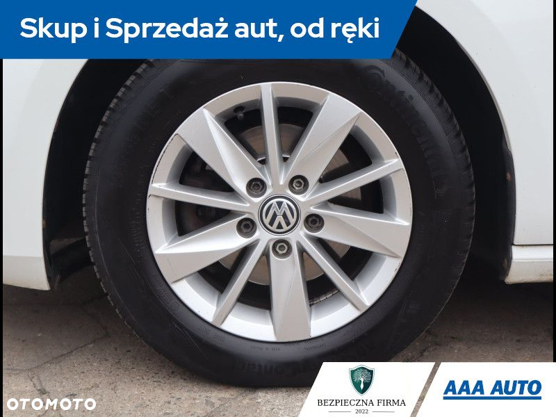 Volkswagen Golf - 14