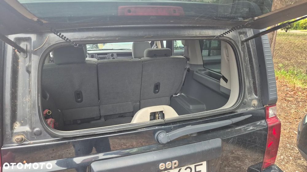 Jeep Commander - 11