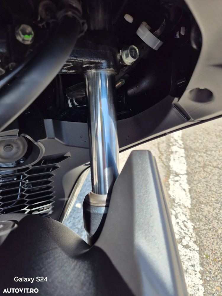 Yamaha XMAX 125 - 13