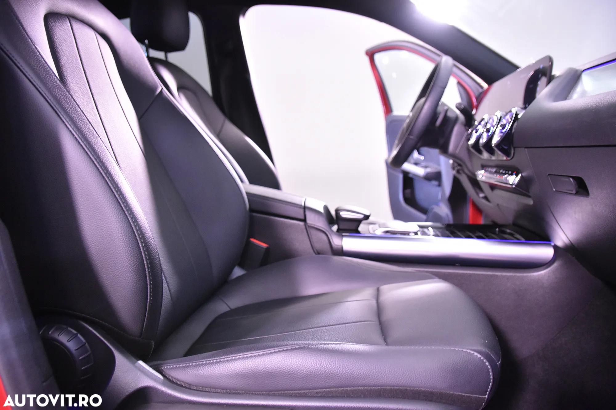 Mercedes-Benz GLA 200 Aut. - 11