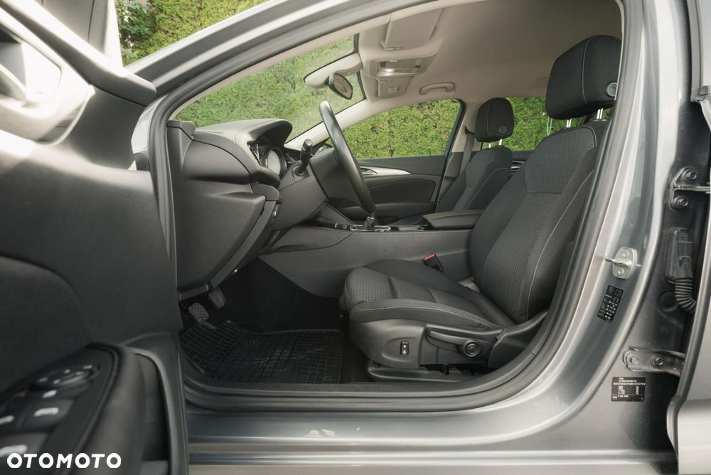 Opel Insignia - 14