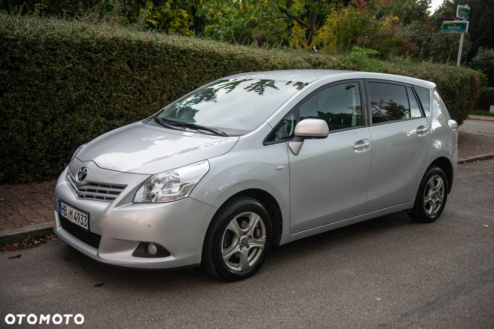 Toyota Verso 1.8 7-Sitzer Executive - 10