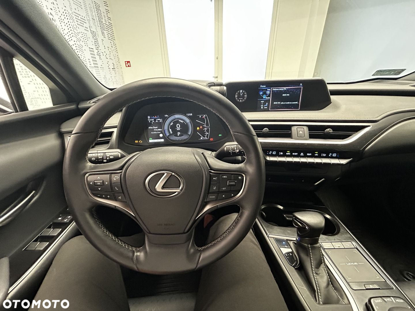 Lexus UX 250h GPF F Impression 2WD - 7