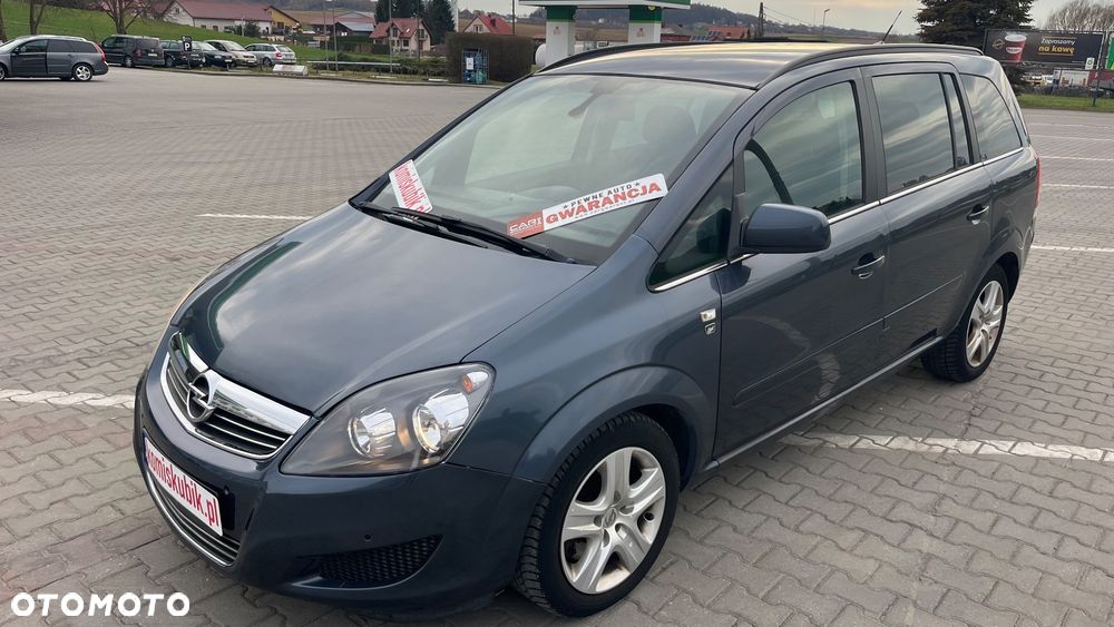 Opel Zafira - 2