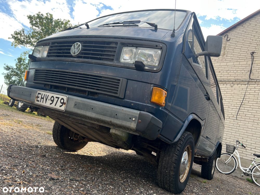Volkswagen Caravelle - 20