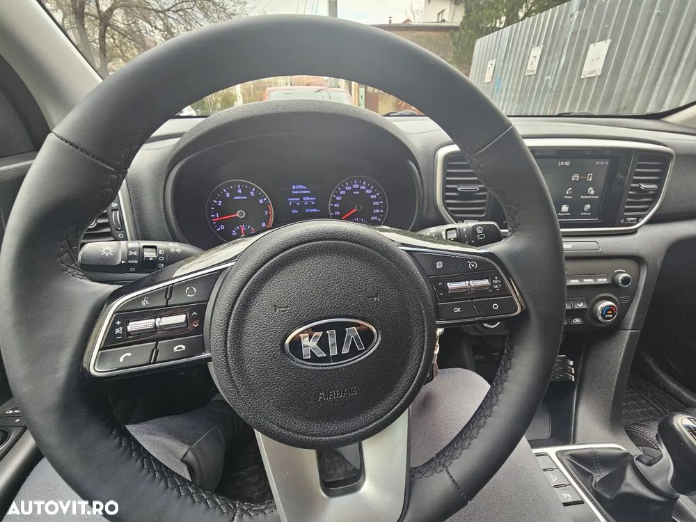 Kia Sportage 1.6 GDI 6MT 4x2 Style - 11