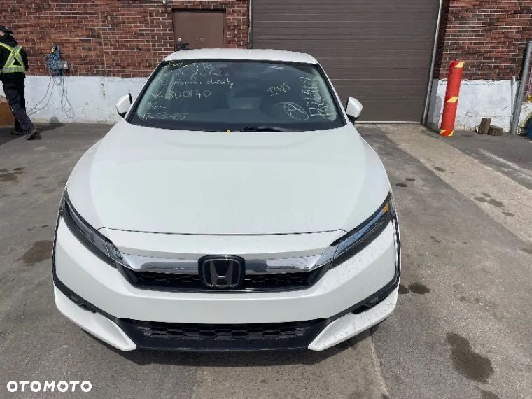 Honda Clarity - 19
