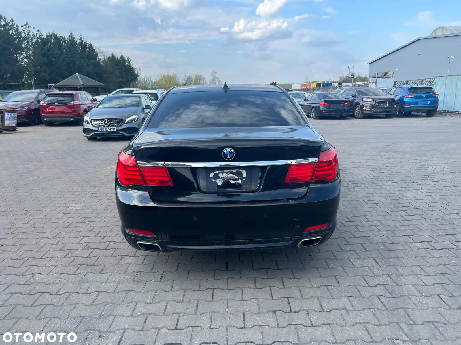 BMW Seria 7 740Li - 4